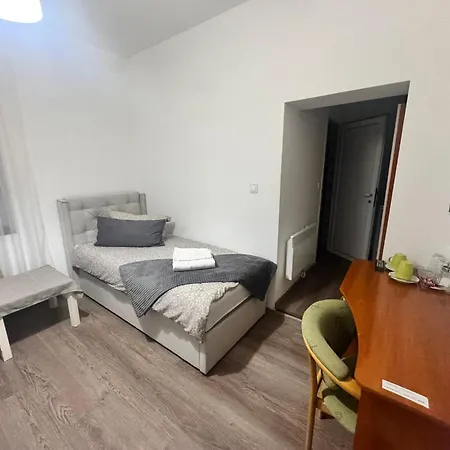 Nv 路德斯塔德·艾斯勒本