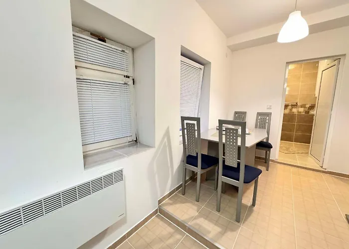 Nv לינה וארוחת בוקר לותרשטאט אייסלבן