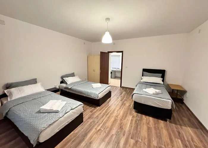 לינה וארוחת בוקר Nv 3*